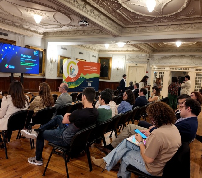 Workshop (Re)Aligning Industry with the Future