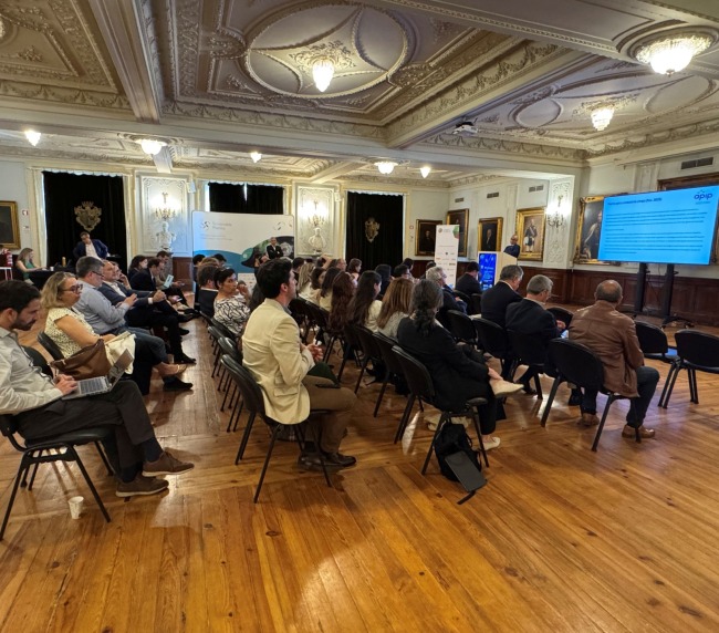 Workshop (Re)Aligning Industry with the Future